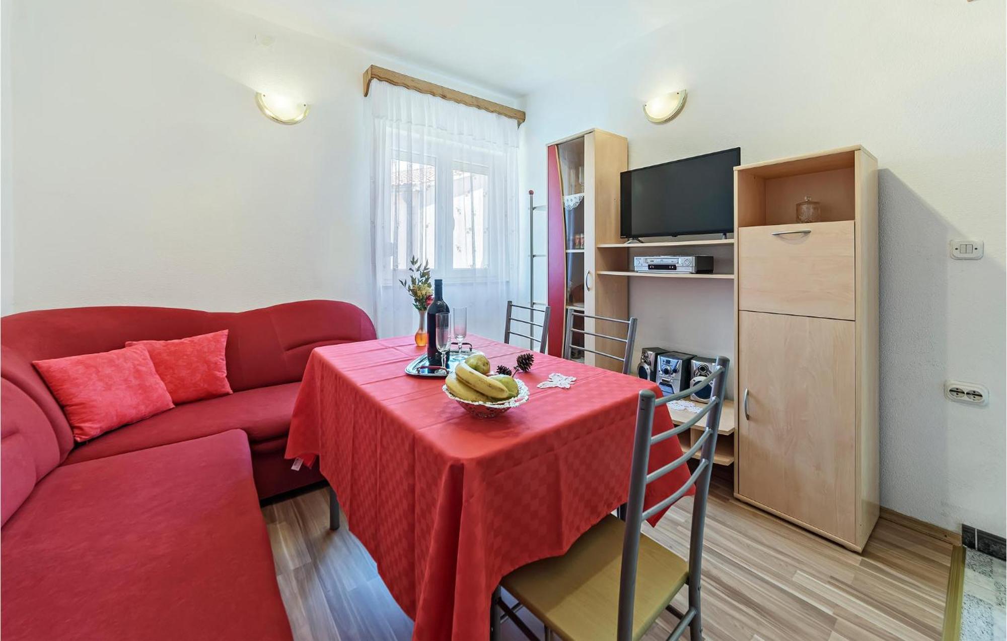 2 Bedroom Lovely Apartment In Labin Labin  Exterior foto